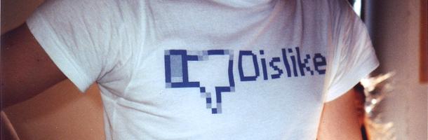 10 choses que tu dois arrêter de poster sur Facebook