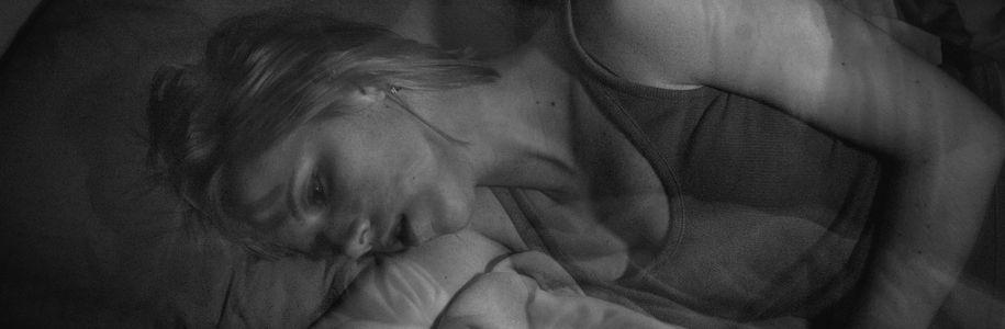 Pourquoi les idées fusent lorsque tu viens de te coucher ?