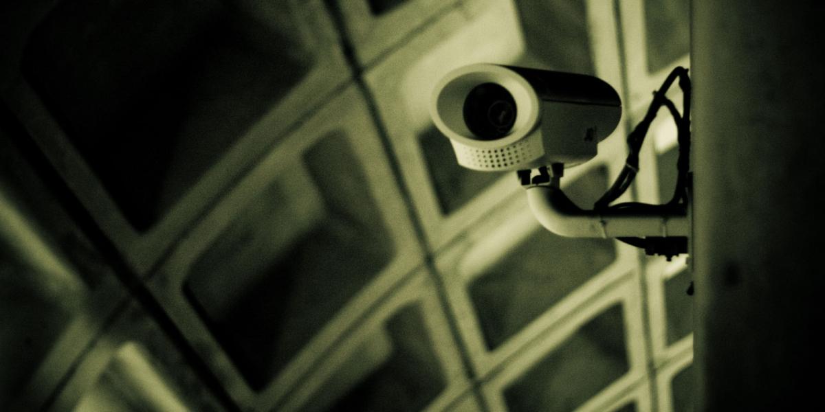 Nous sommes sous surveillance