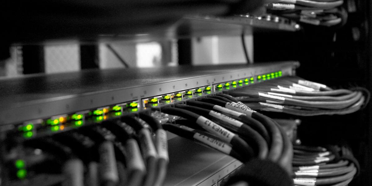 Entre confiance aveugle et psychose sécuritaire, quelle position adopter pour la protection de sa vie privée sur le web ?